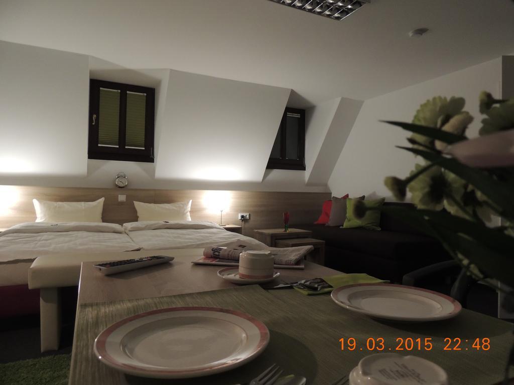 Ratsstube Blasius Otel Merzig Oda fotoğraf